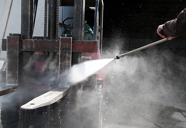 Best Sidewalk Pressure Washing  in Farmington, MO